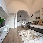 Daire Cozy Stone House In Ostuni With Sea View Terraces Ostuni