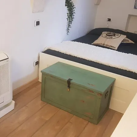 Cozy House In With Panoramic Terraces * 오스투니