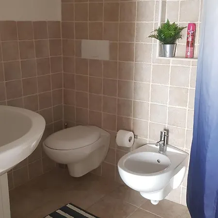 Cozy House In With Panoramic Terraces Apartment