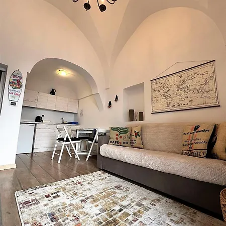 Cozy House In With Panoramic Terraces *