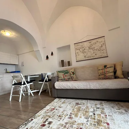 Cozy House In With Panoramic Terraces