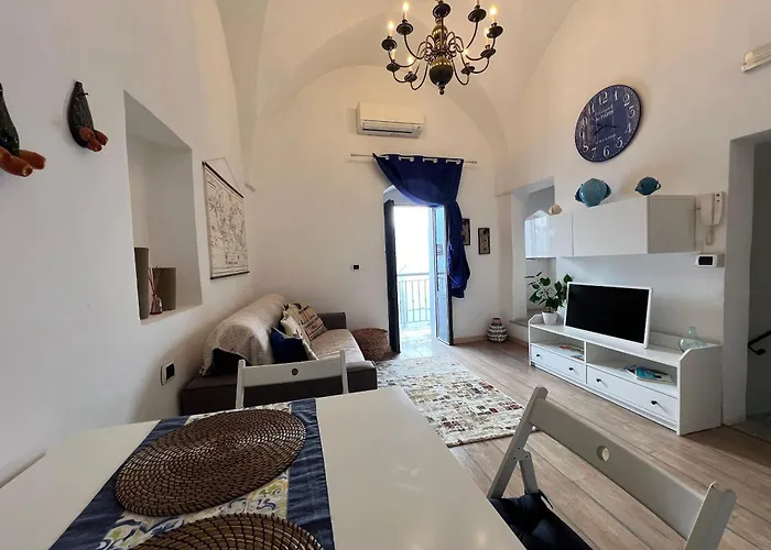 דירה Cozy House In With Panoramic Terraces אוסטוני